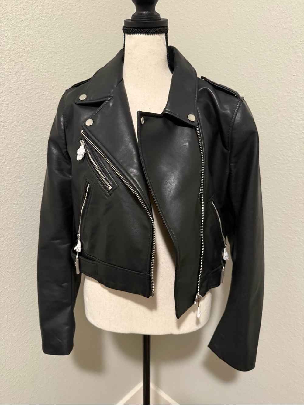 NWT Zara faux leather jacket, size large